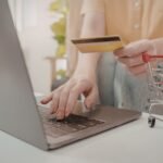 How Non-US Residents Can Get a USA Virtual Card